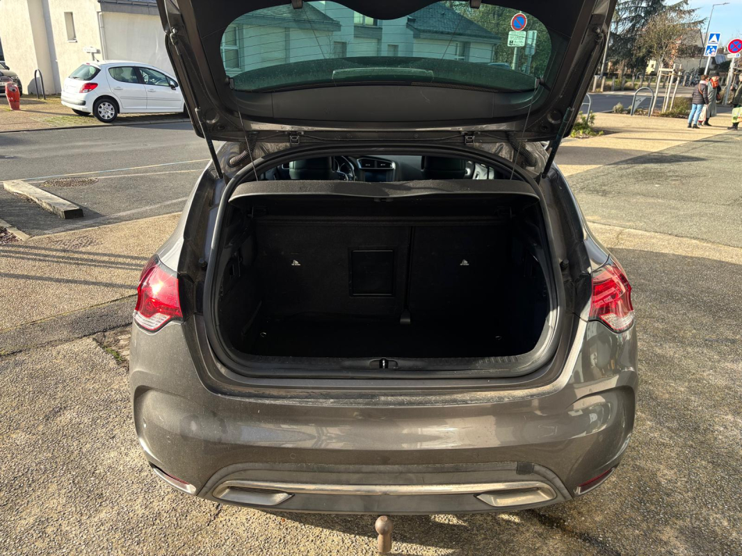 DS DS 4 — 18