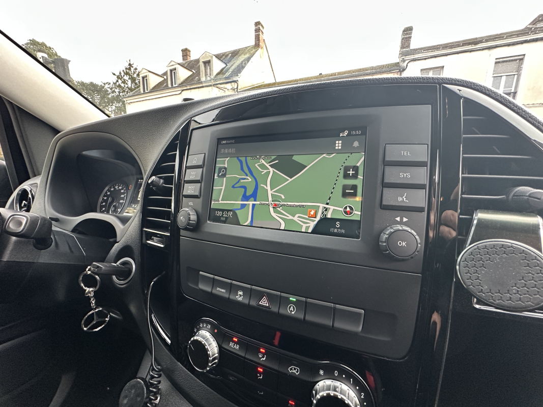Mercedes Vito Tourer — 16