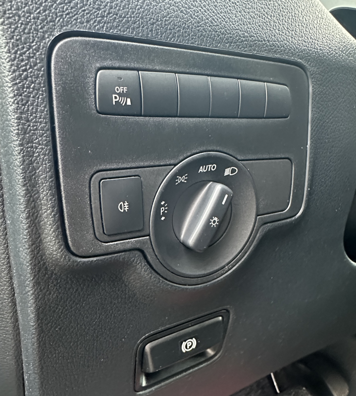 Mercedes Vito Tourer — 21