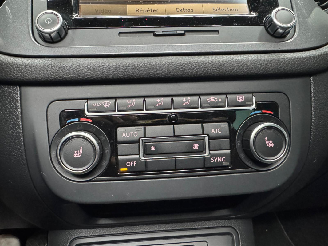Volkswagen Tiguan — 26