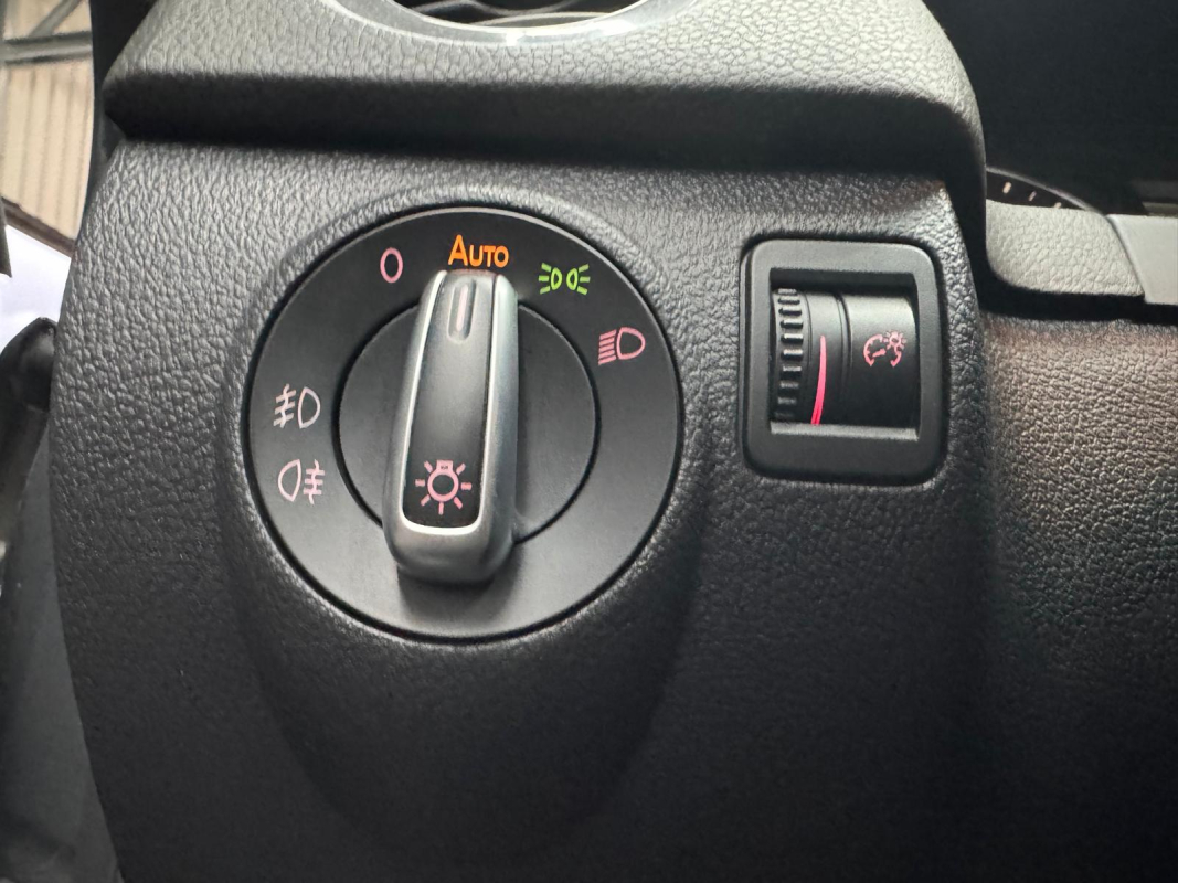 Volkswagen Tiguan — 23
