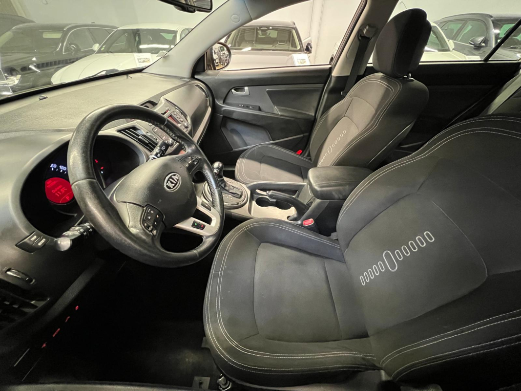 Kia Sportage — 13