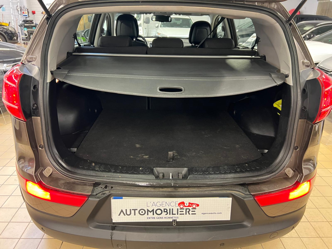 Kia Sportage — 10