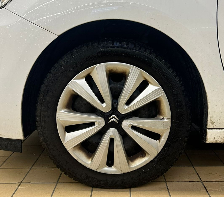 Citroen DS3 — 24