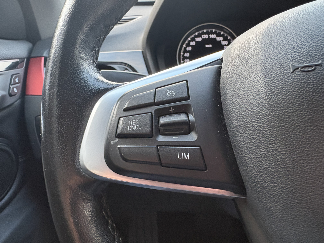 Bmw X1 — 11