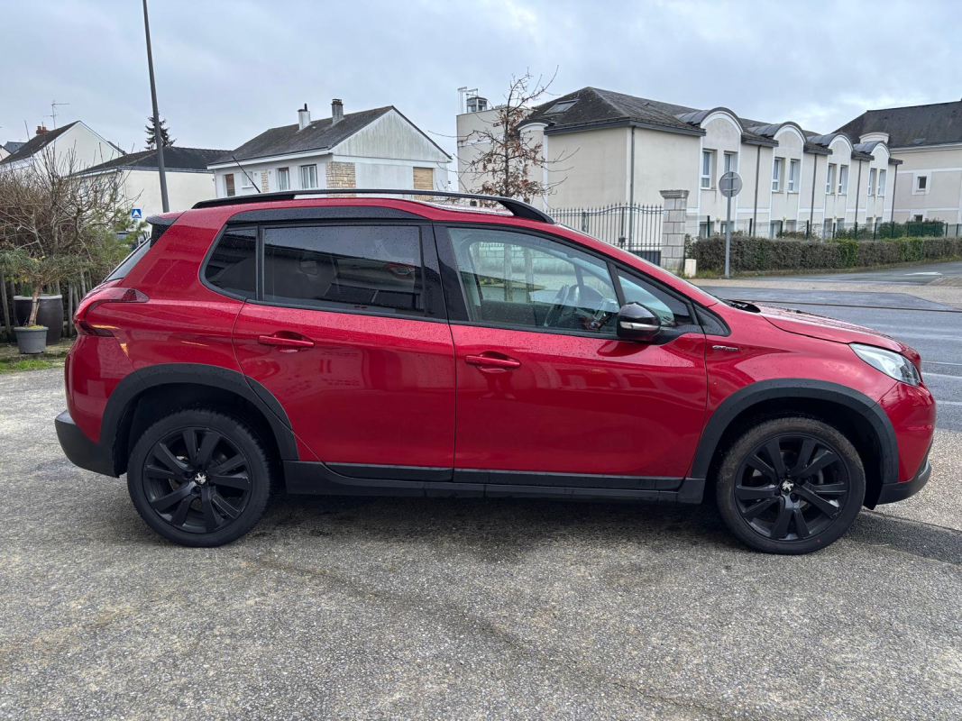 Peugeot 2008 — 4