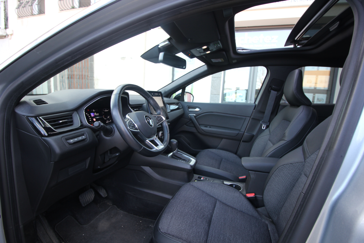 Renault Captur — 11