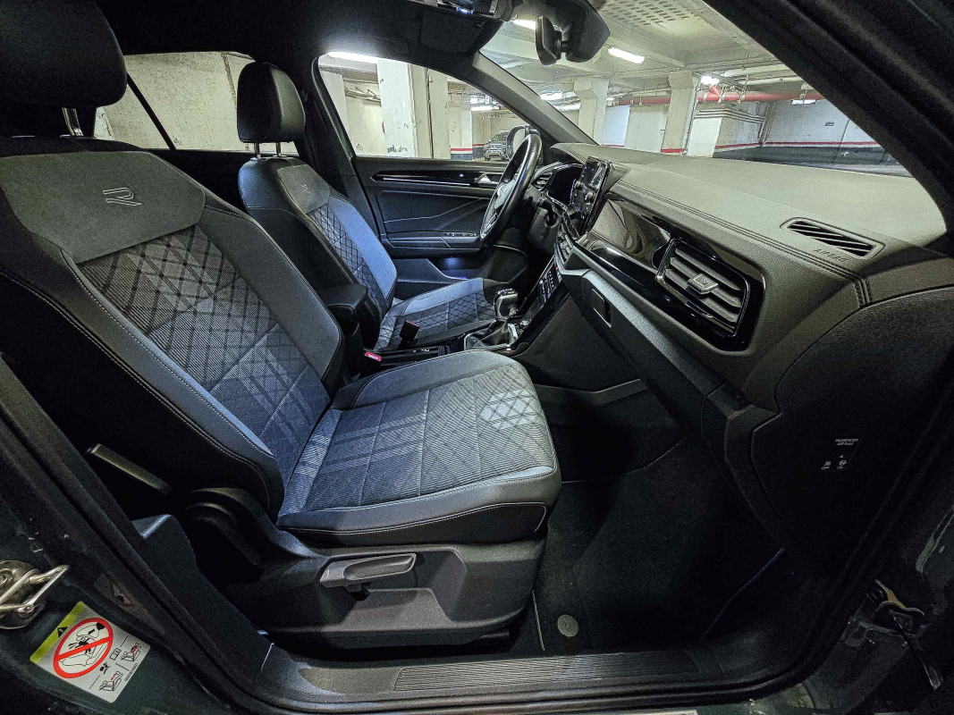 Volkswagen T-roc — 16