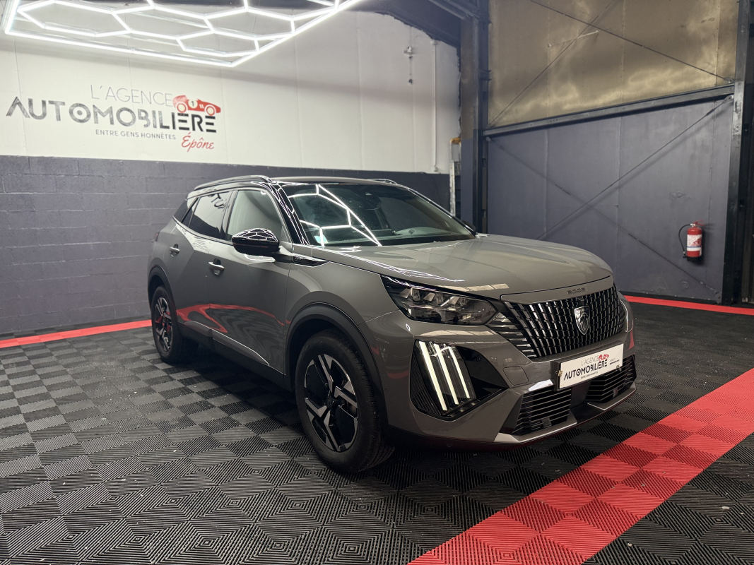 Peugeot 2008 — 3