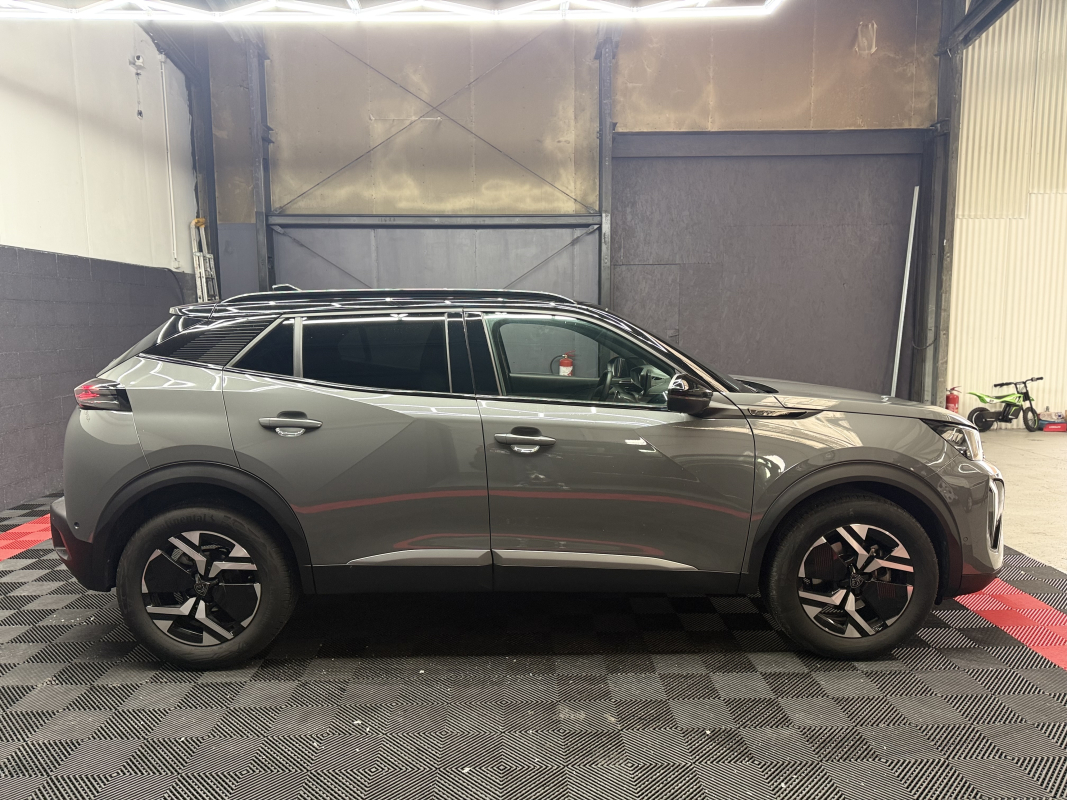Peugeot 2008 — 4