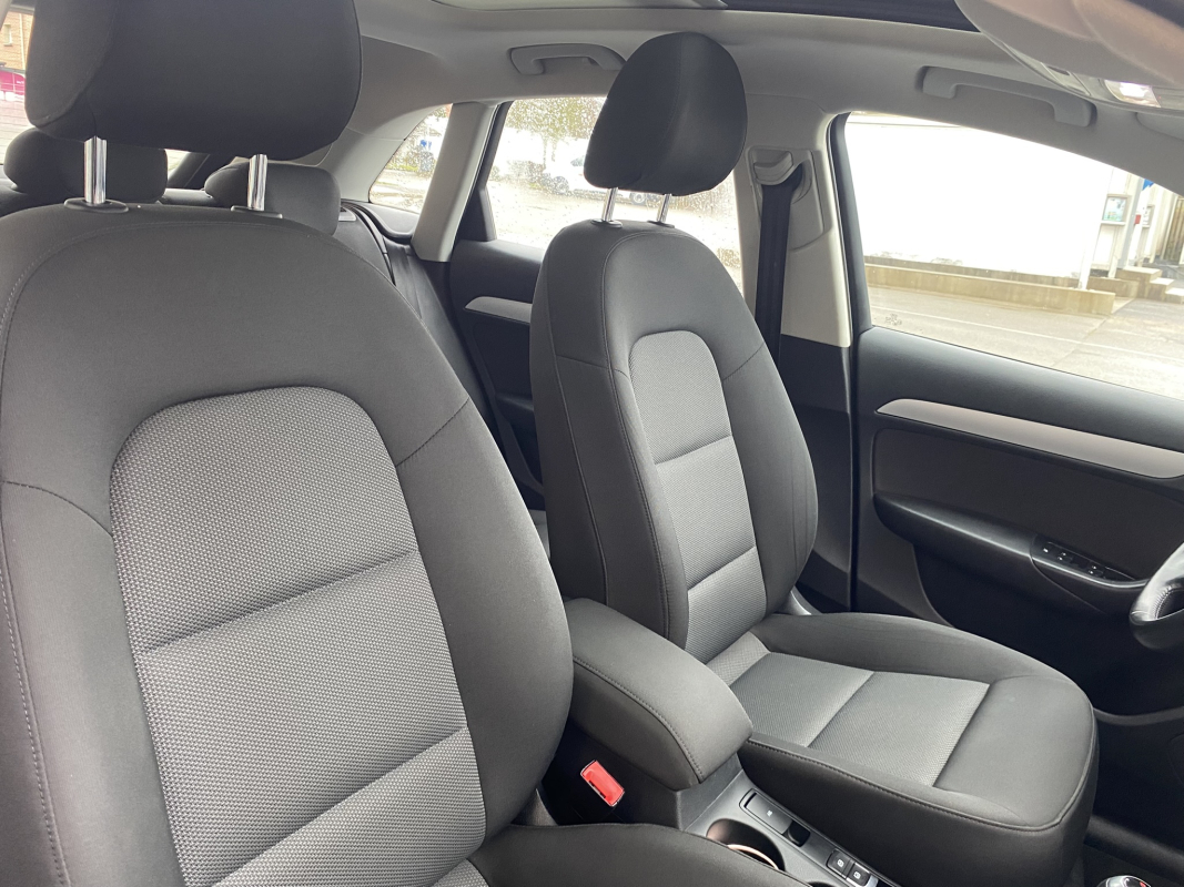 Audi Q3 — 32