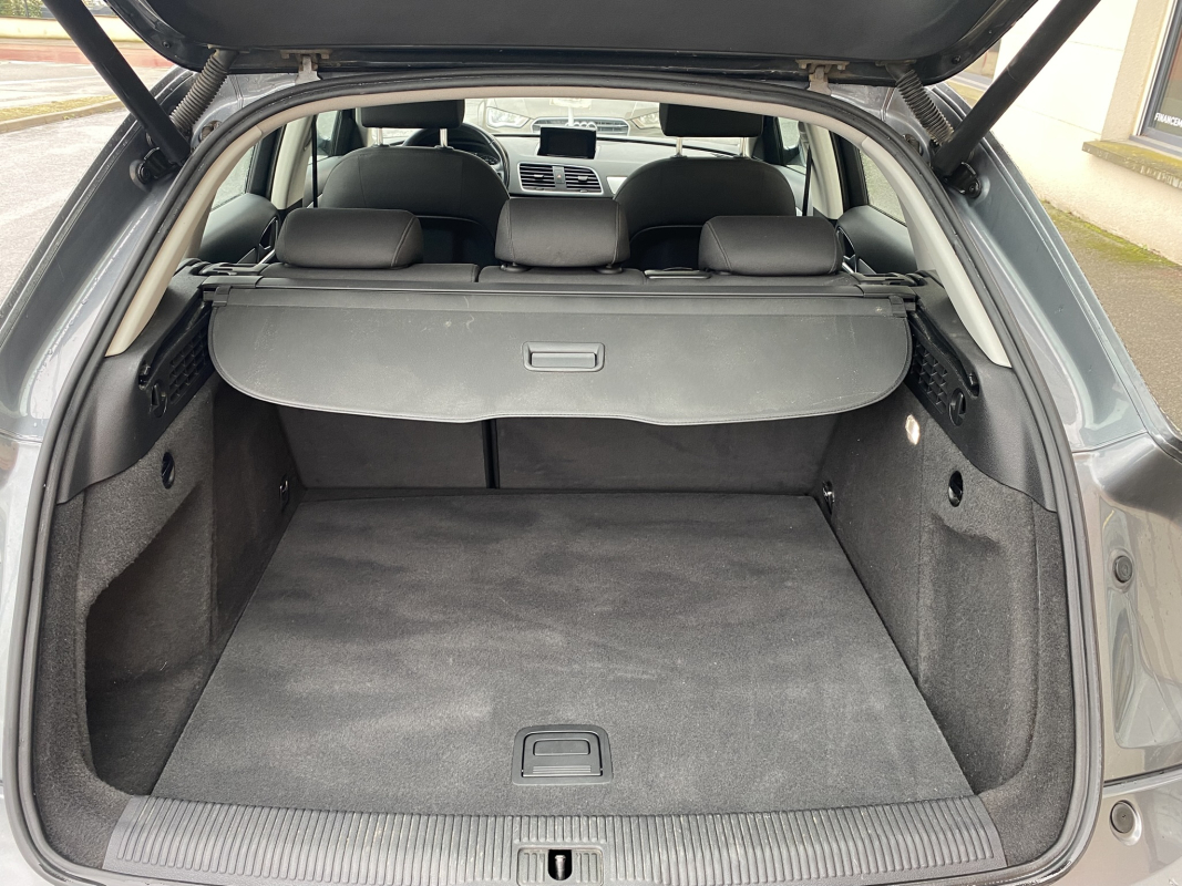 Audi Q3 — 16