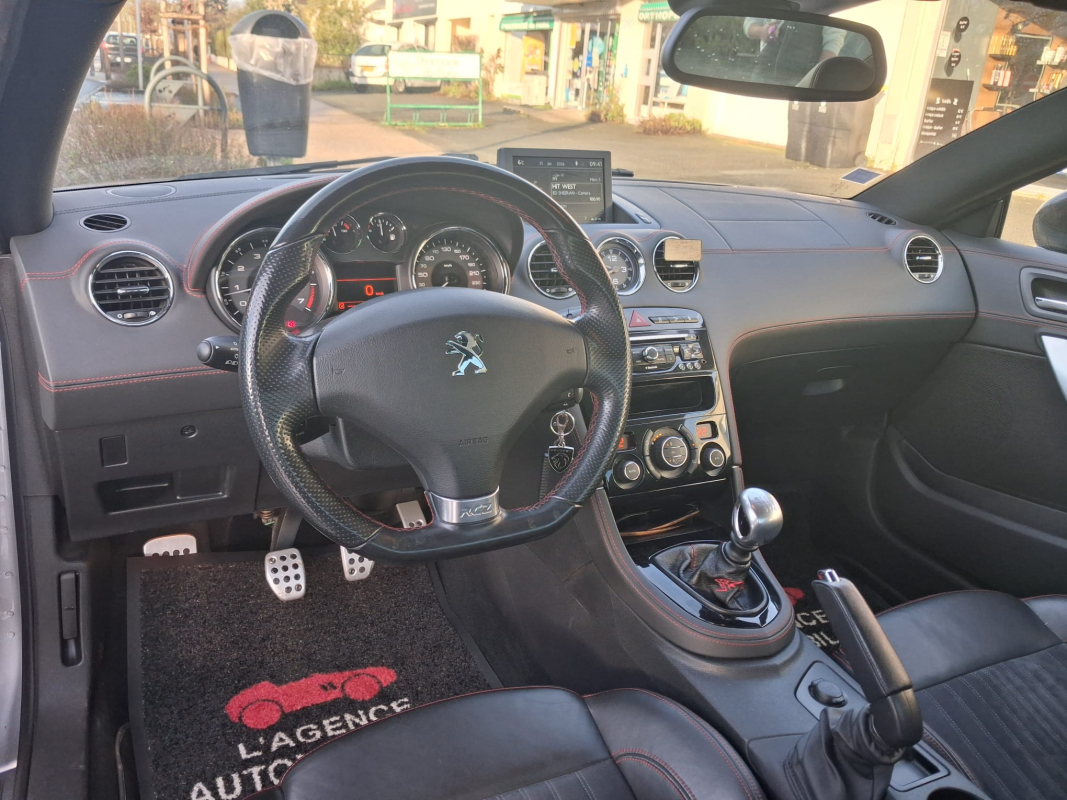 Peugeot RCZ — 8