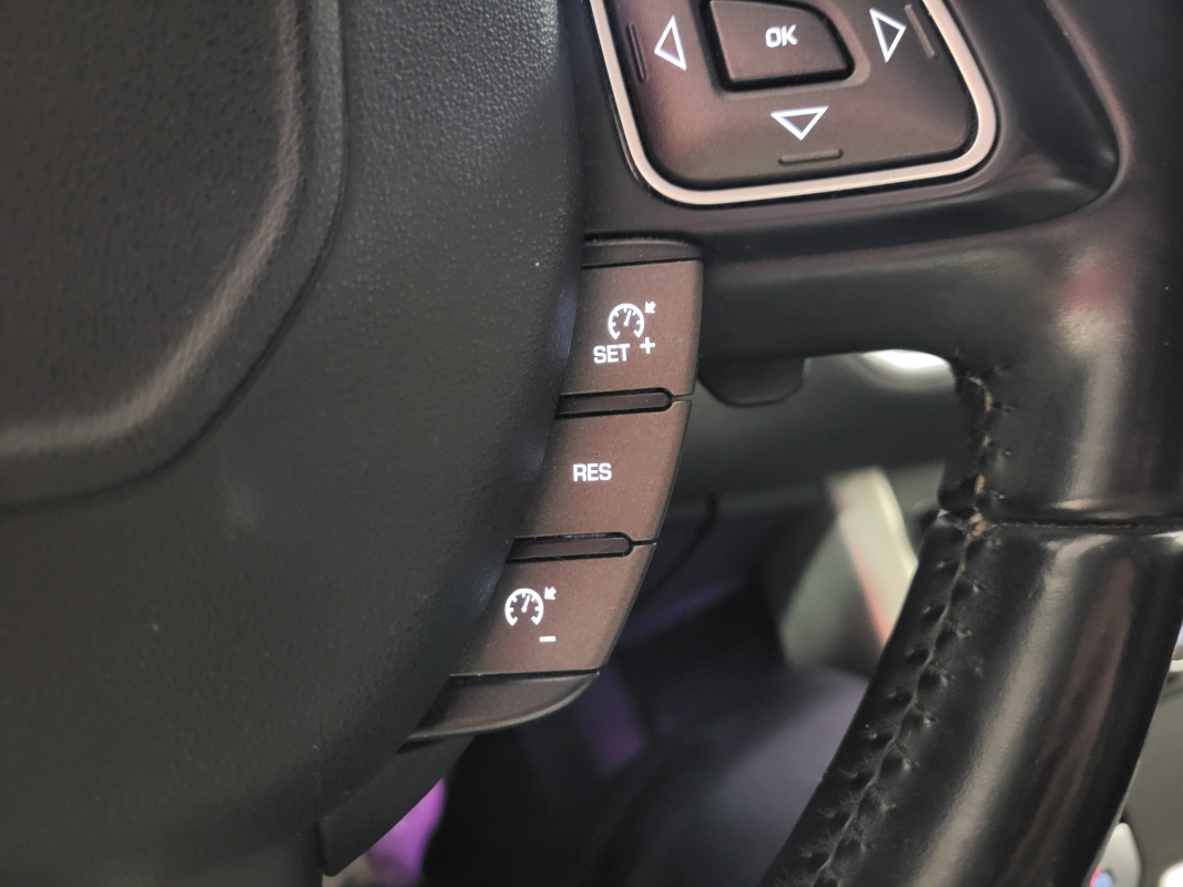 Land Rover Range Rover Evoque — 23
