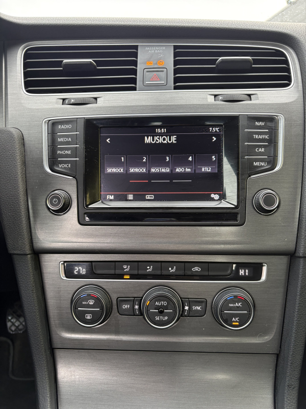 Volkswagen Golf — 16