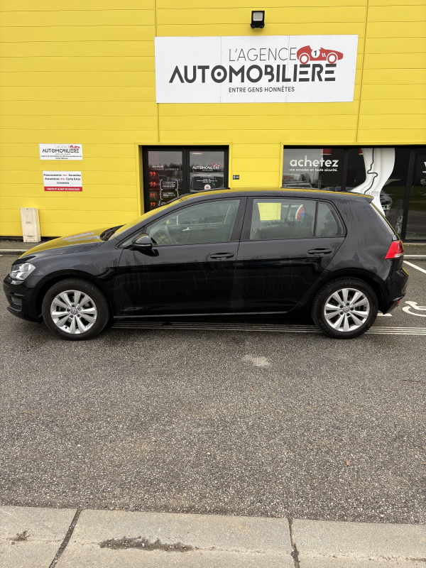 Volkswagen Golf — 9