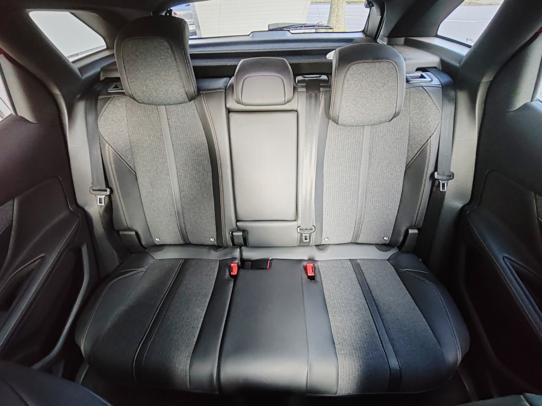 Peugeot 3008 — 18