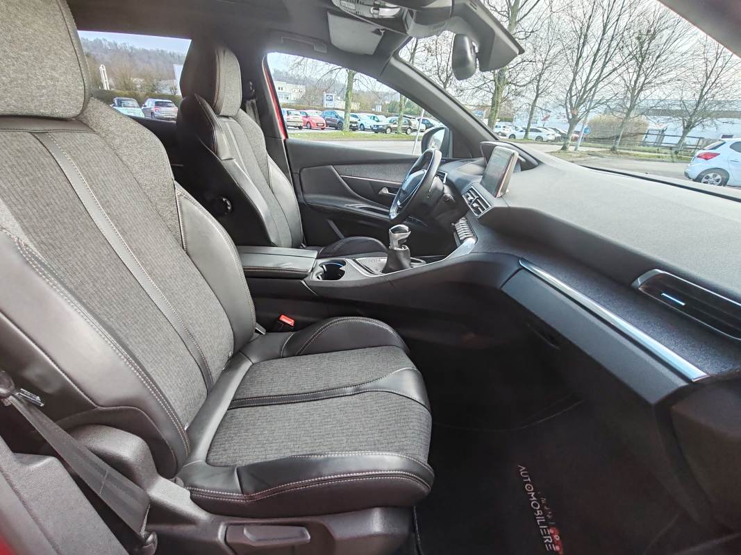 Peugeot 3008 — 15
