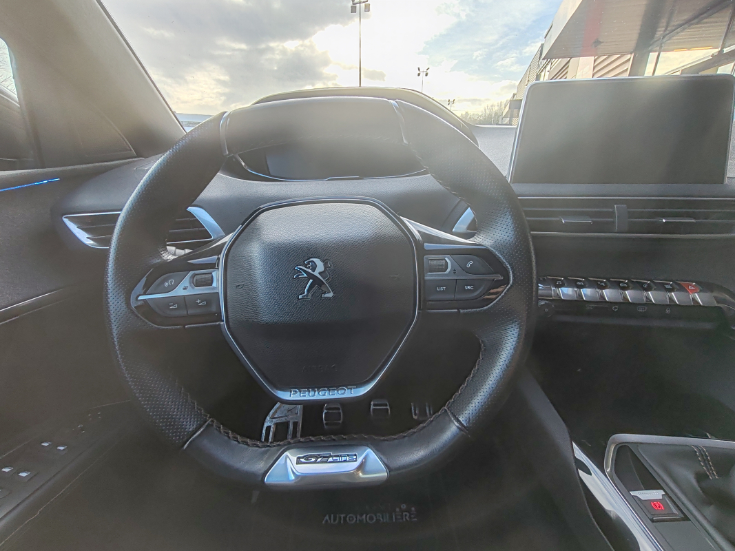 Peugeot 3008 — 29