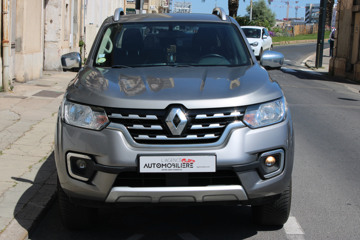 Renault Alaskan — 2