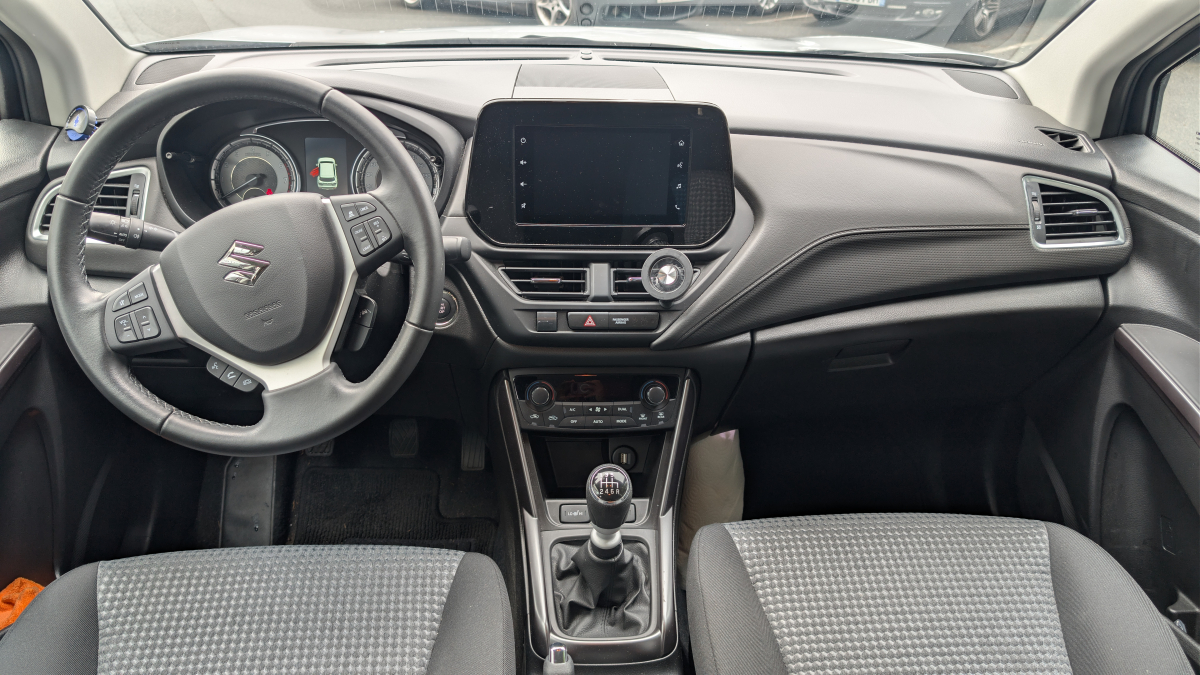 Suzuki S-Cross — 15