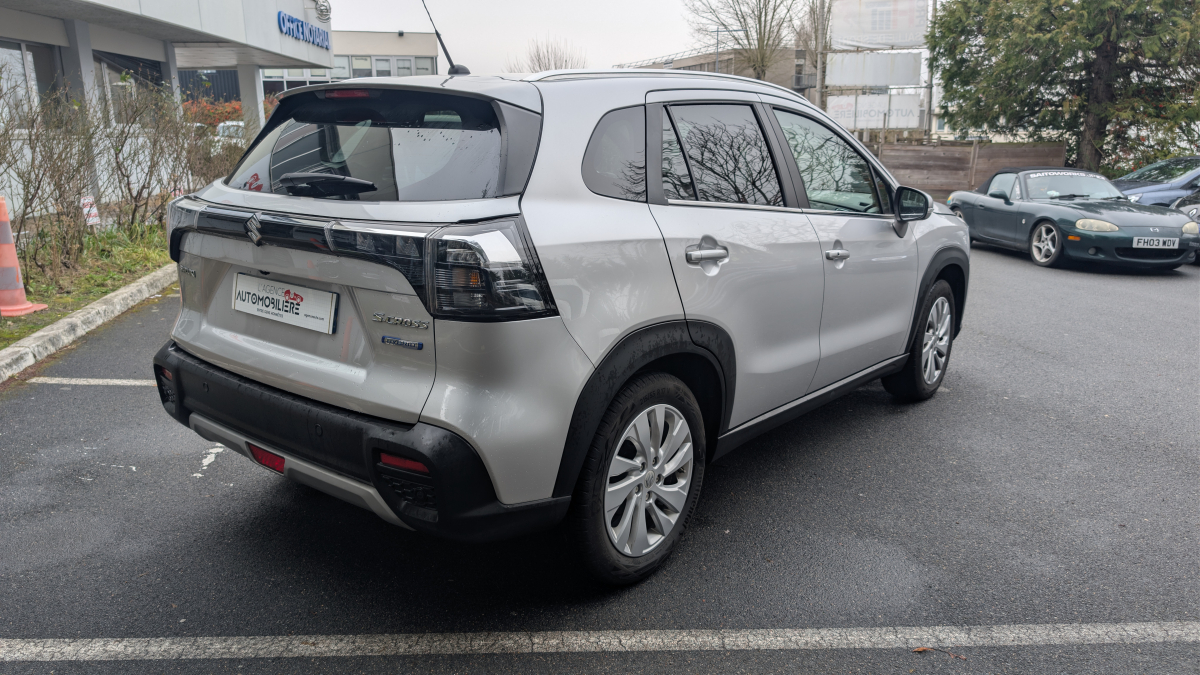 Suzuki S-Cross — 7