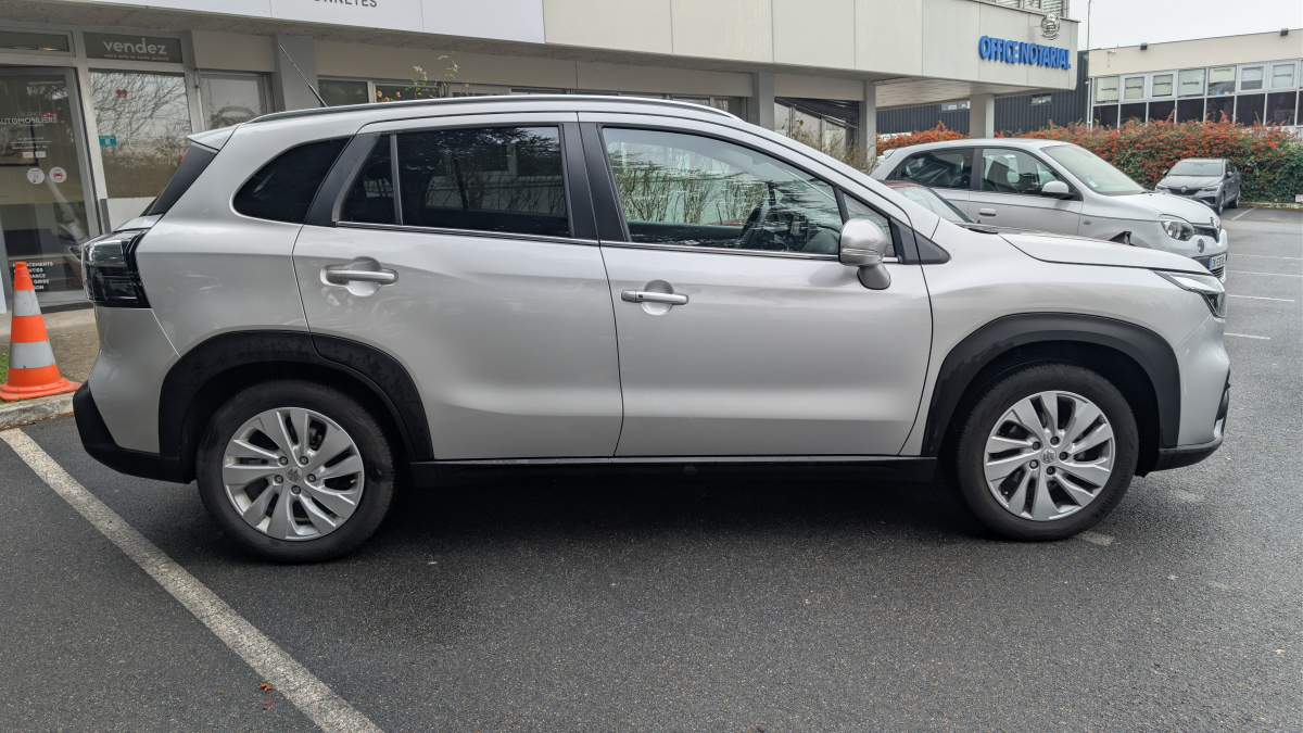 Suzuki S-Cross — 8