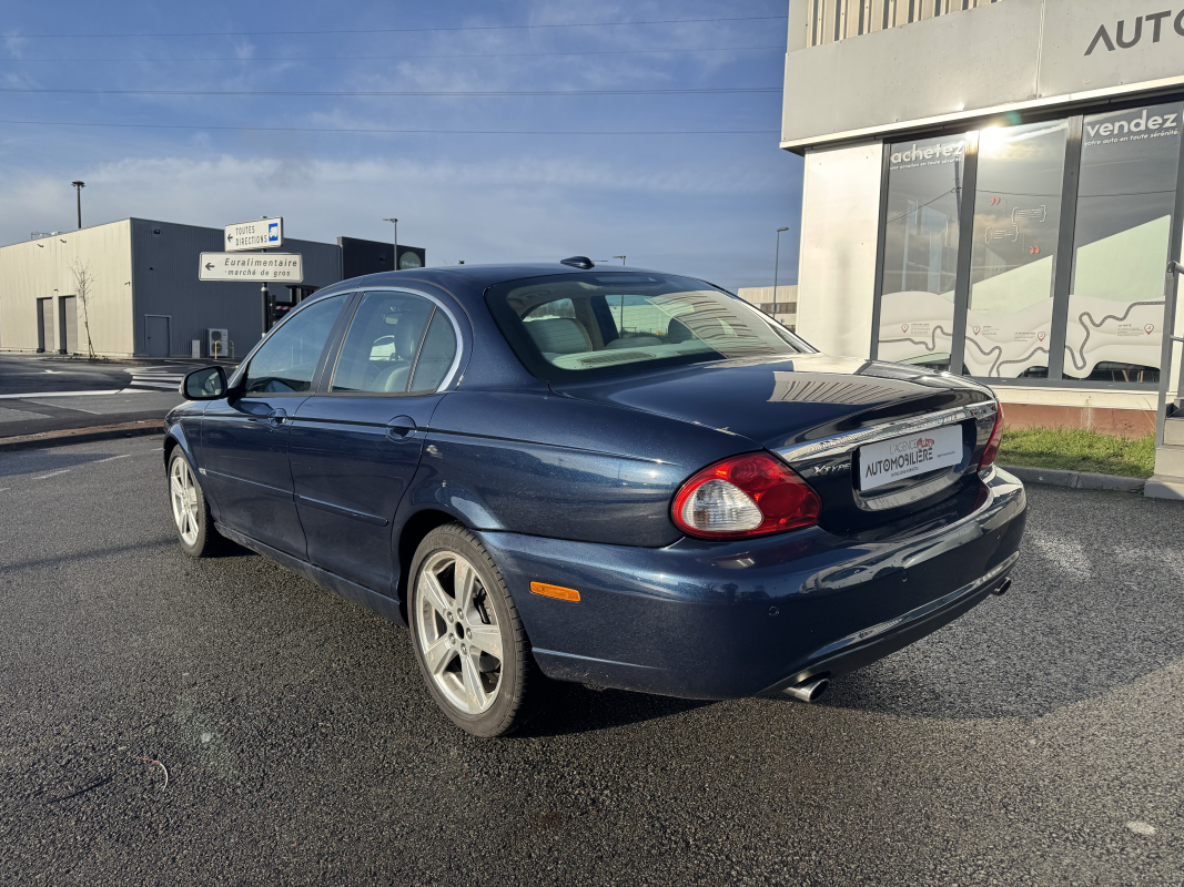 Jaguar X-Type — 3