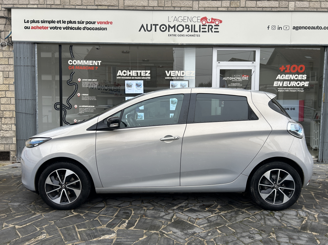 Renault Zoe — 2