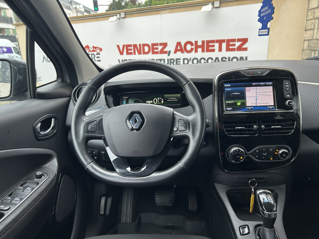 Renault Zoe — 12