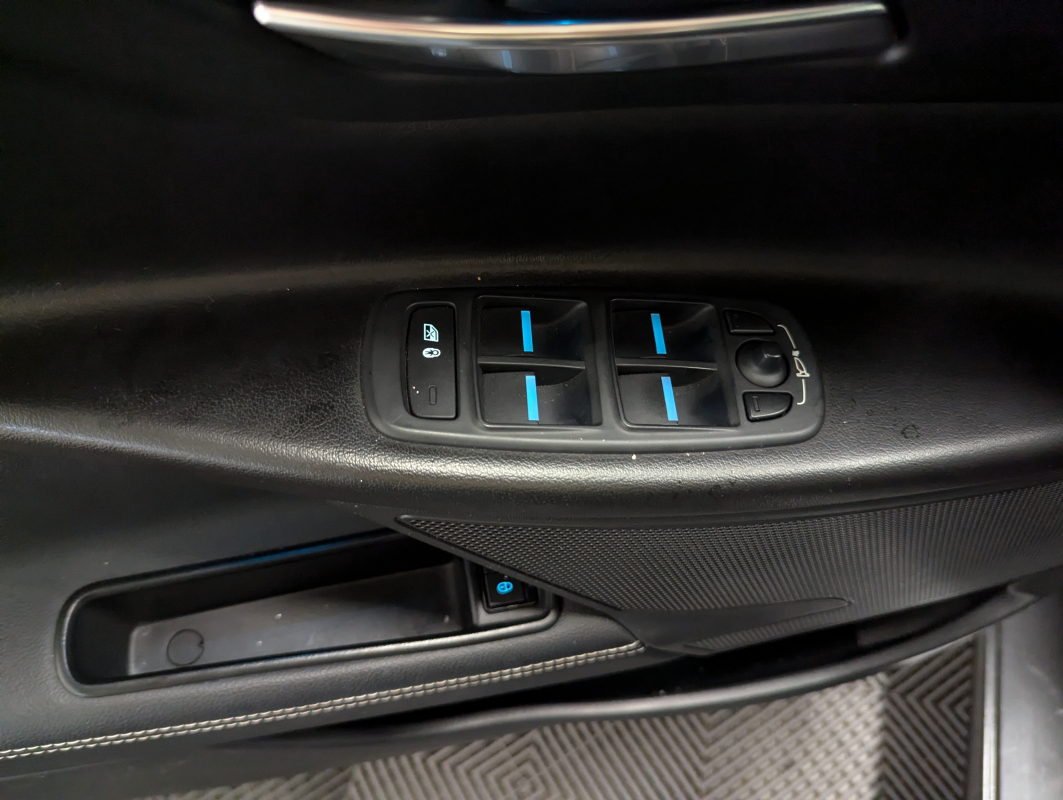 Jaguar XE — 29