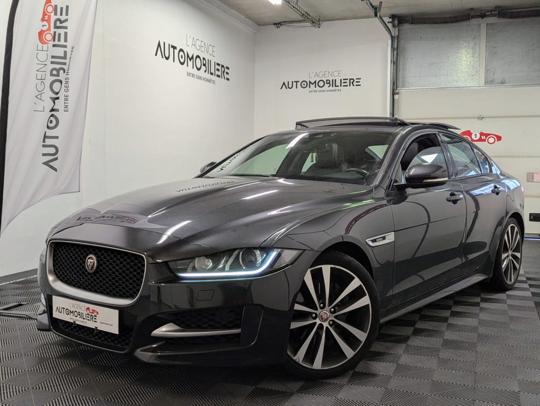 Jaguar XE