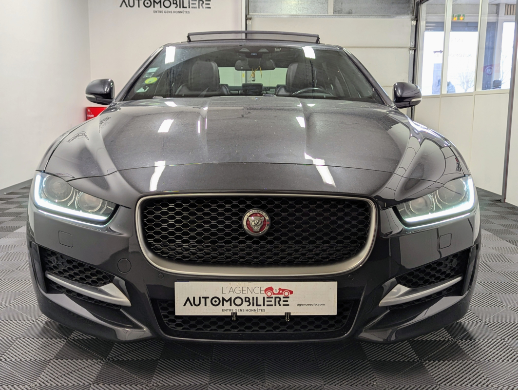 Jaguar XE — 2