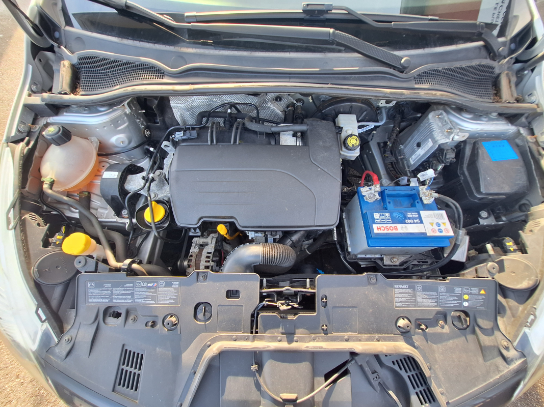 Renault Clio Estate — 28