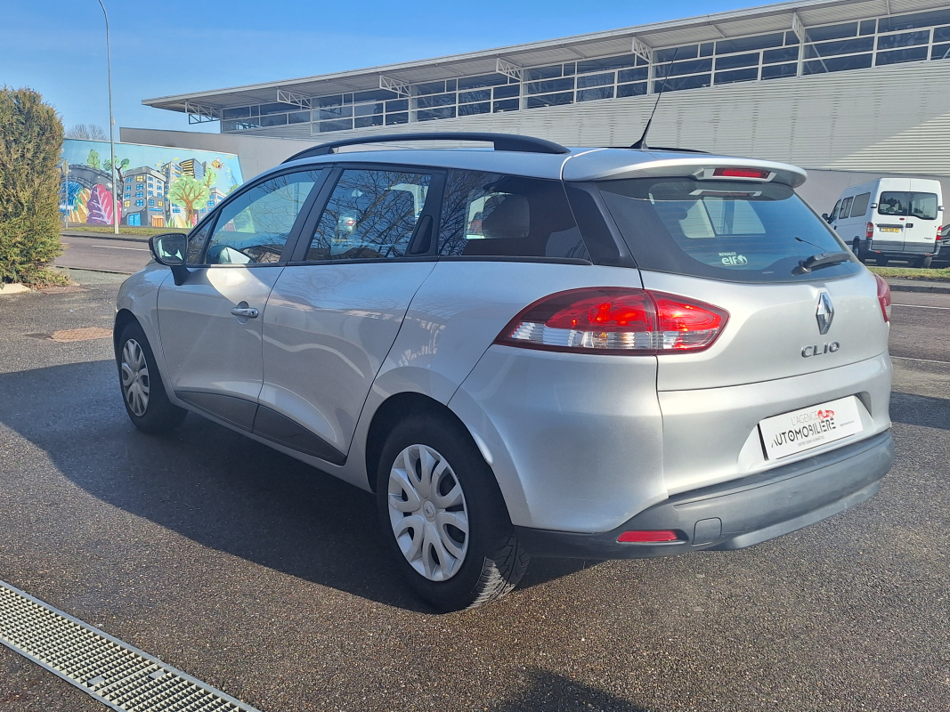 Renault Clio Estate — 5