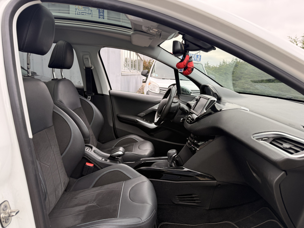 Peugeot 2008 — 9