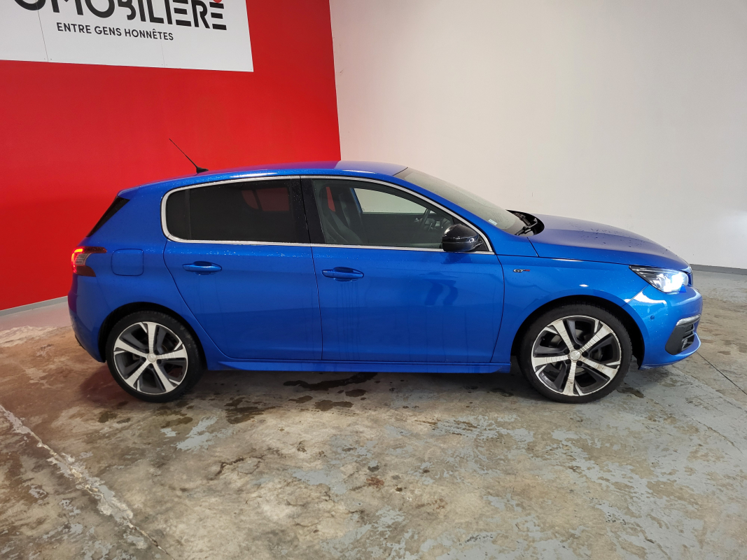 Peugeot 308 — 8