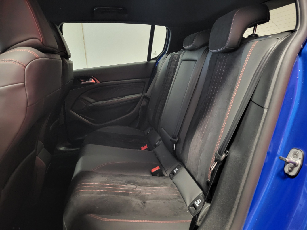 Peugeot 308 — 11