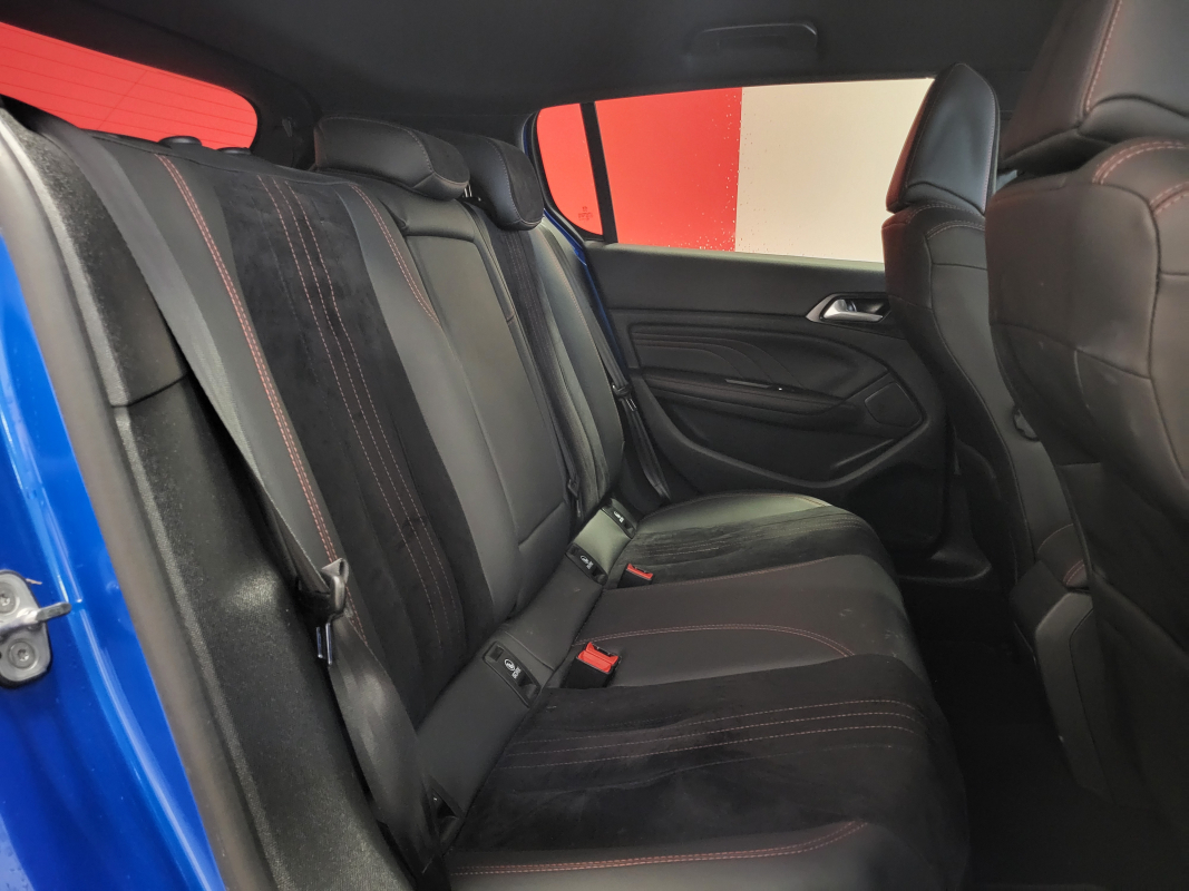 Peugeot 308 — 12