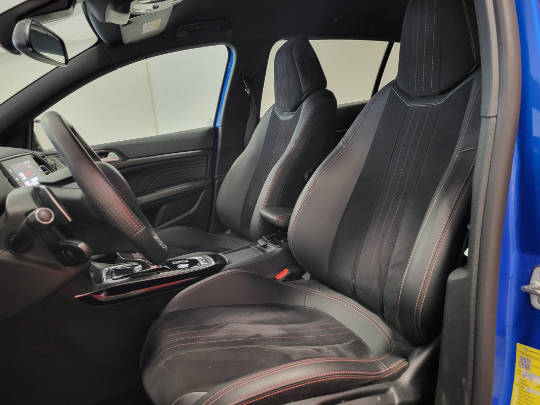 Peugeot 308 — 10
