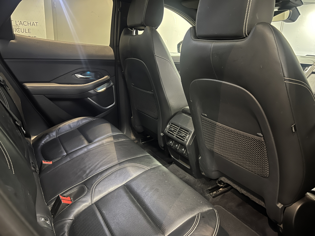 Jaguar E-Pace — 21