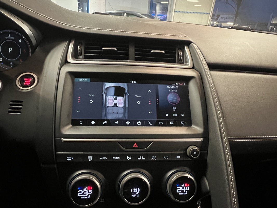Jaguar E-Pace — 18