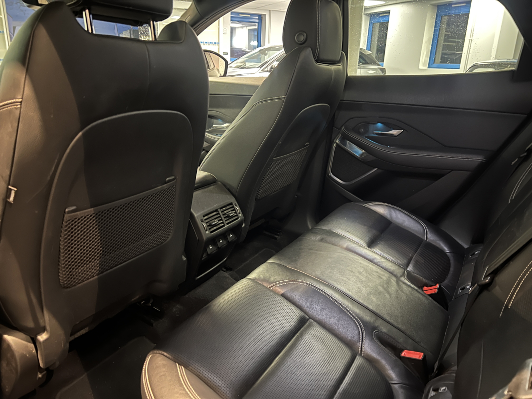 Jaguar E-Pace — 9