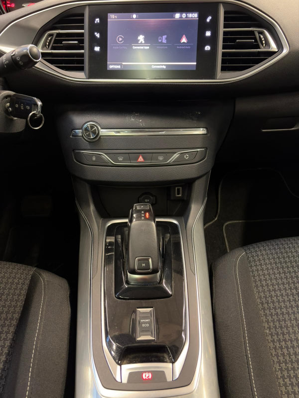 Peugeot 308 SW — 19