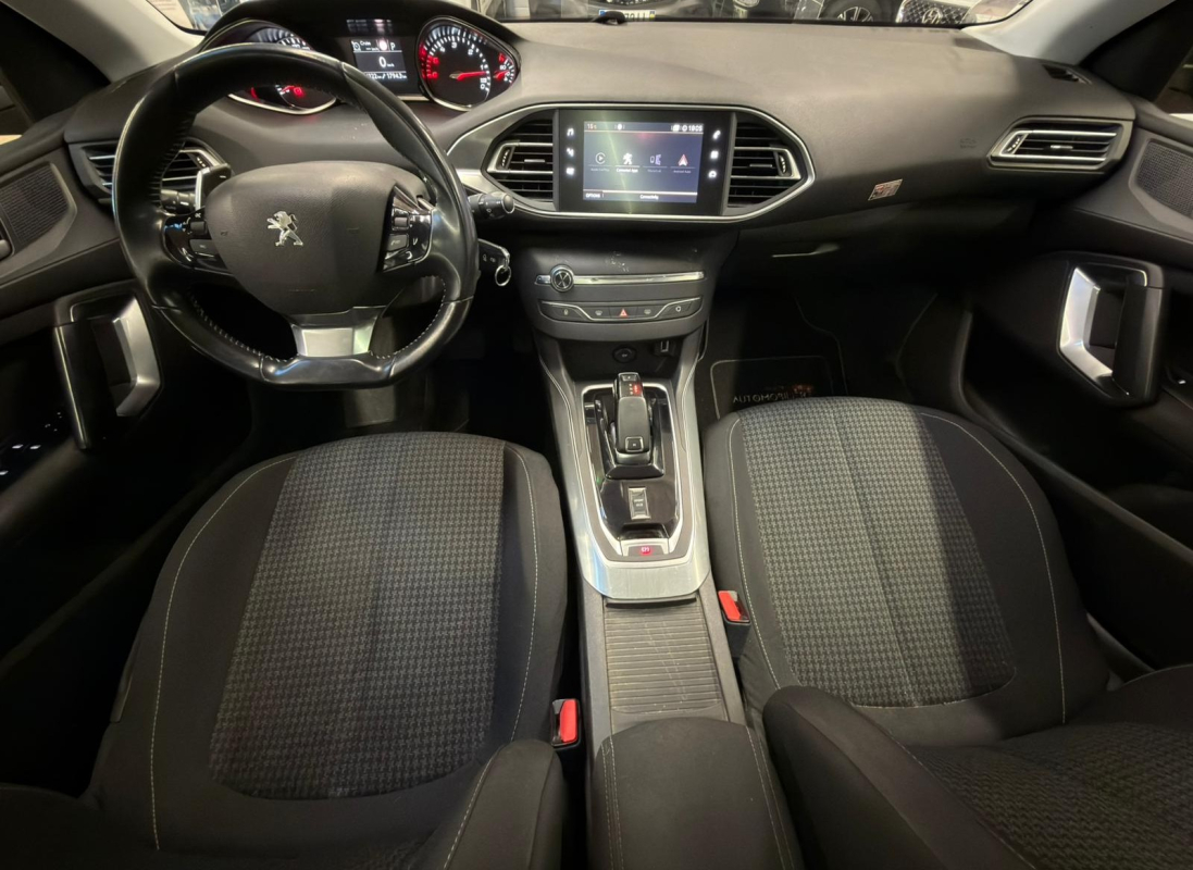 Peugeot 308 SW — 15