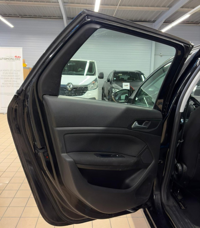 Peugeot 308 SW — 31