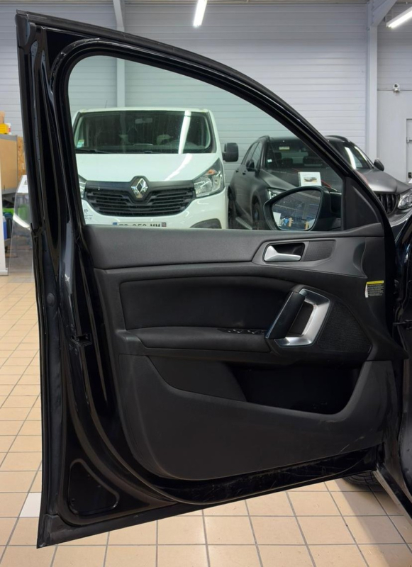 Peugeot 308 SW — 32