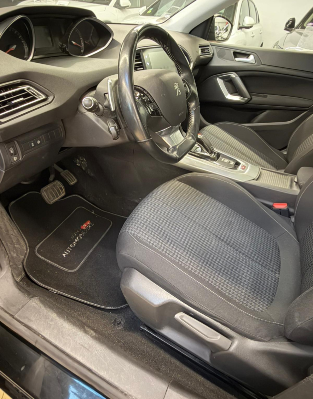 Peugeot 308 SW — 8
