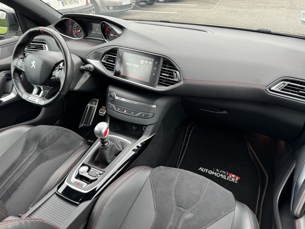 Peugeot 308 — 18