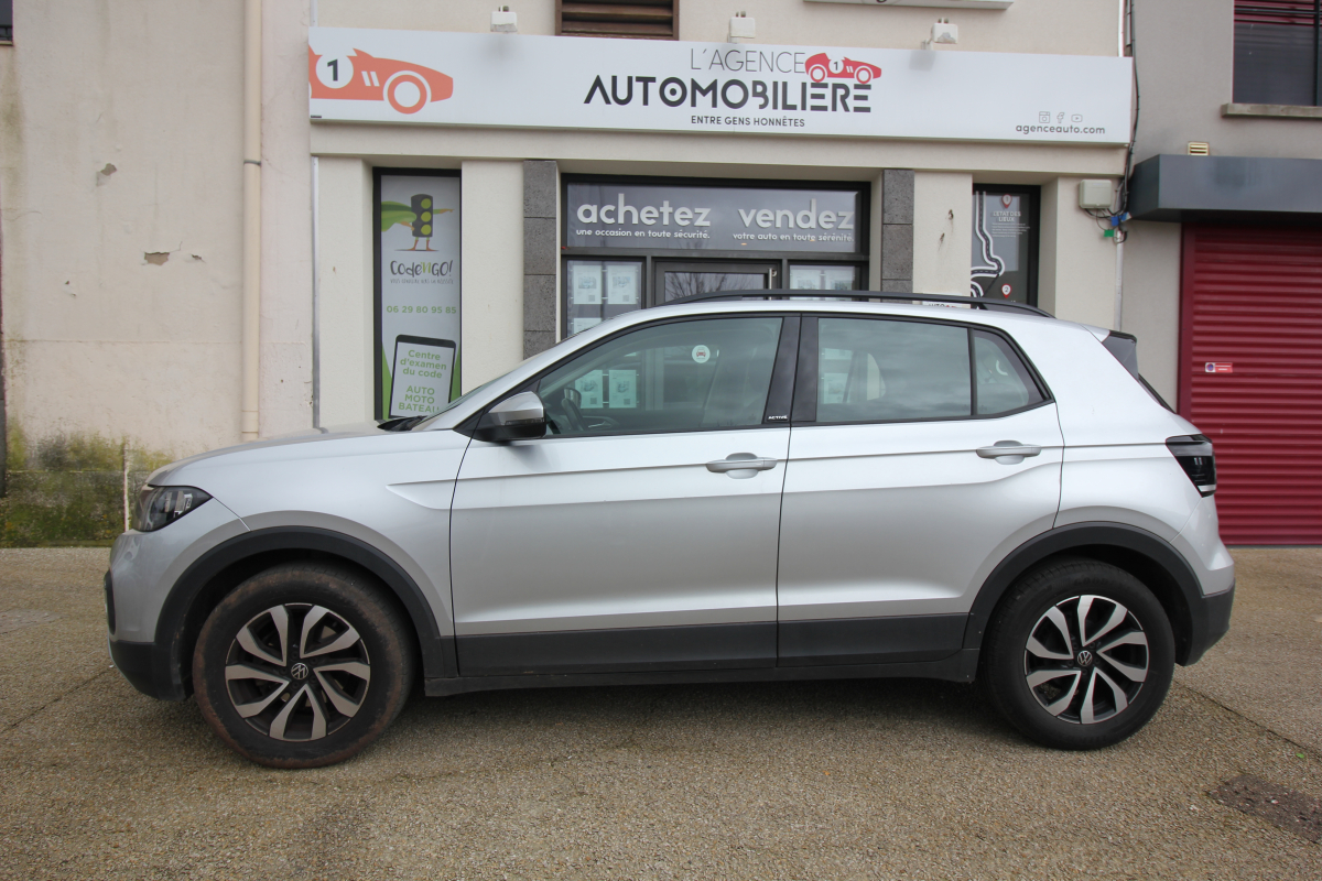Volkswagen T-Cross — 2